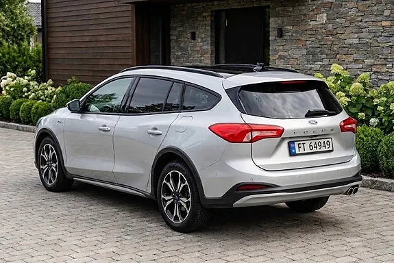 Ford Focus 2019 photo 2