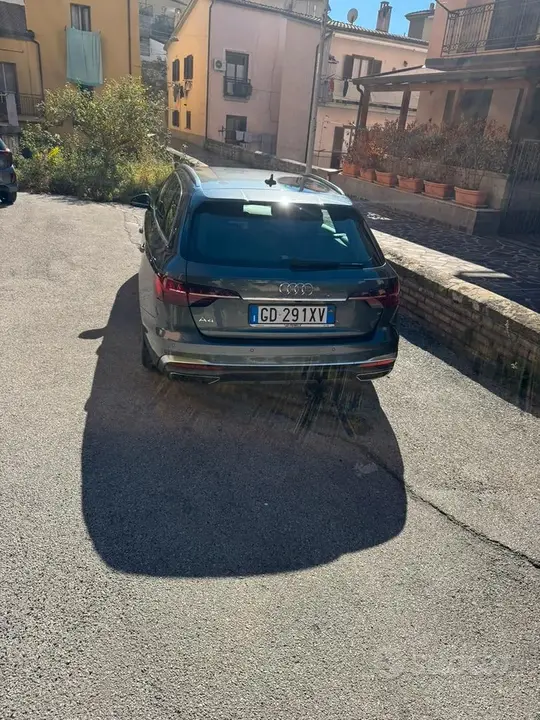 Audi A4 2021 photo 4