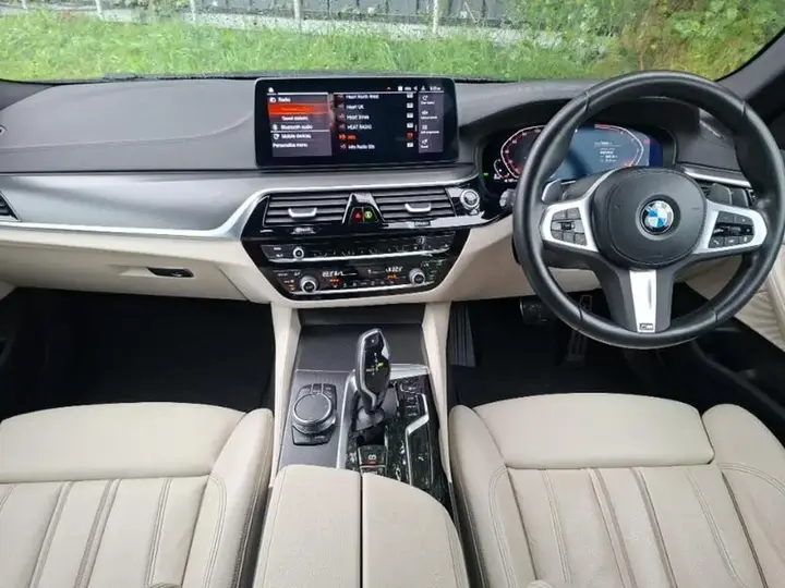BMW 5 Series 2022 photo 3