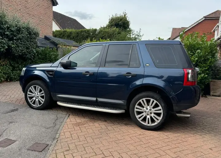 Land Rover Freelander 2 2009 photo 2