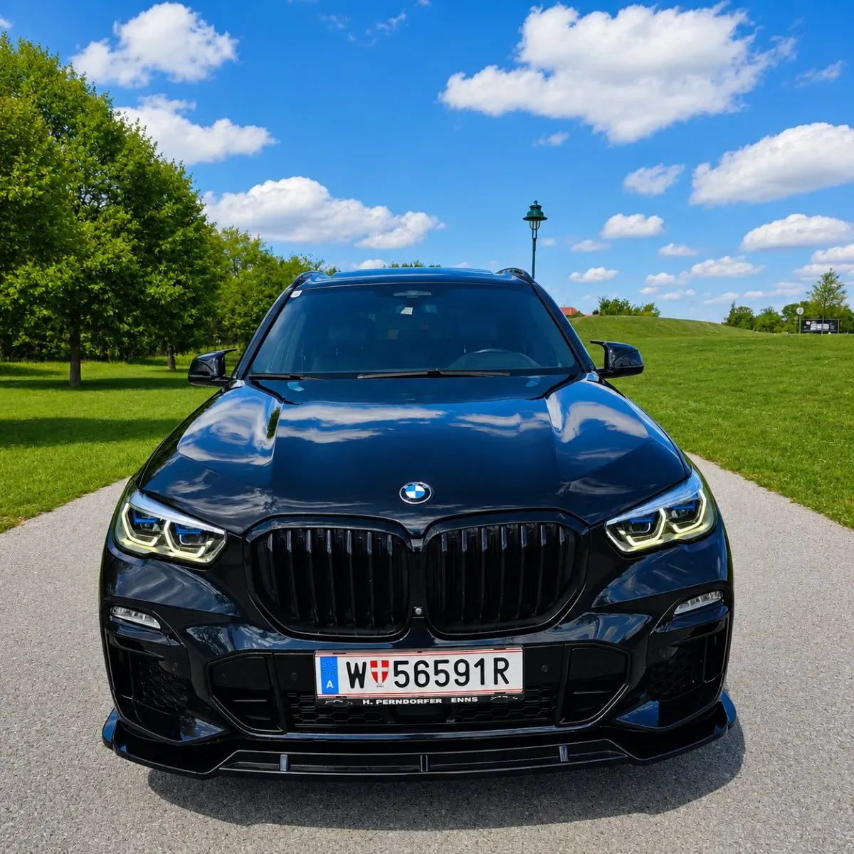 BMW X5 2019 photo 2