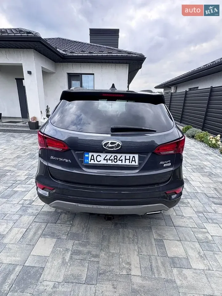 Hyundai Santa Fe 2017 photo 5
