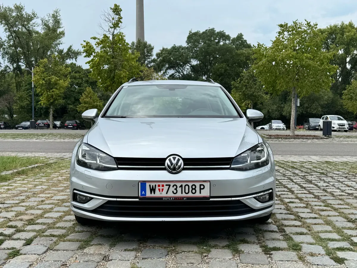 Volkswagen Golf 2019 photo 2