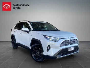 Toyota Rav4 2024 photo 2