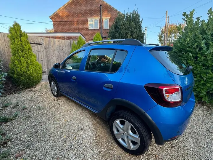Dacia Sandero Stepway 2016 photo 2