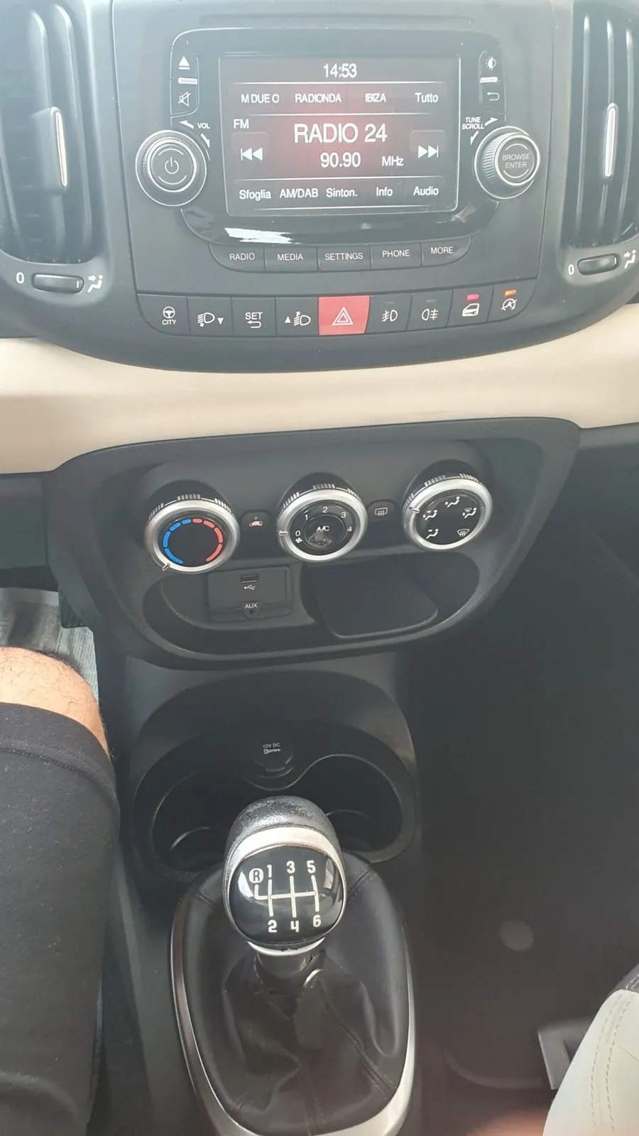 Fiat 500L 2015 photo 2