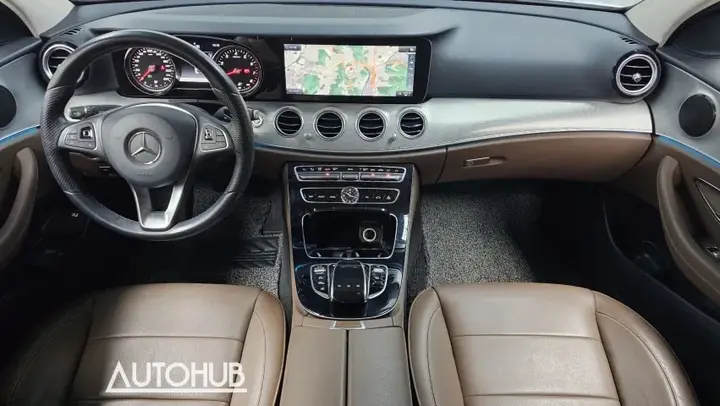 Mercedes-Benz E-Class 2018 photo 5
