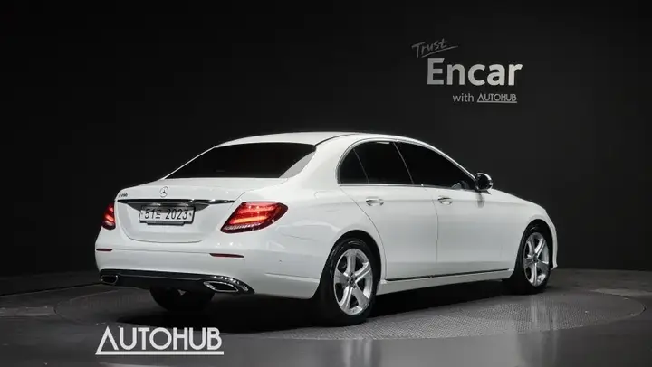 Mercedes-Benz E-Class 2018 photo 2
