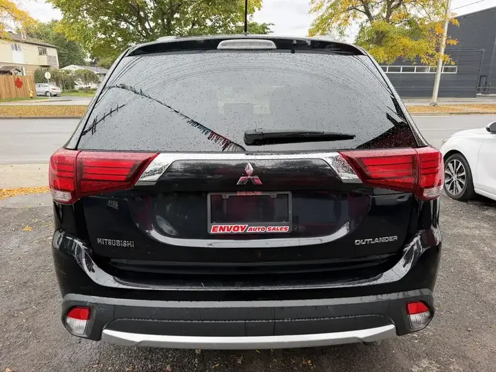 Mitsubishi Outlander 2016 photo 5