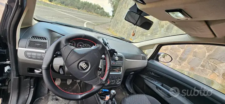 Fiat Grande Punto 2008 photo 5