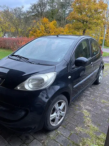 Peugeot 107 2008 photo 5
