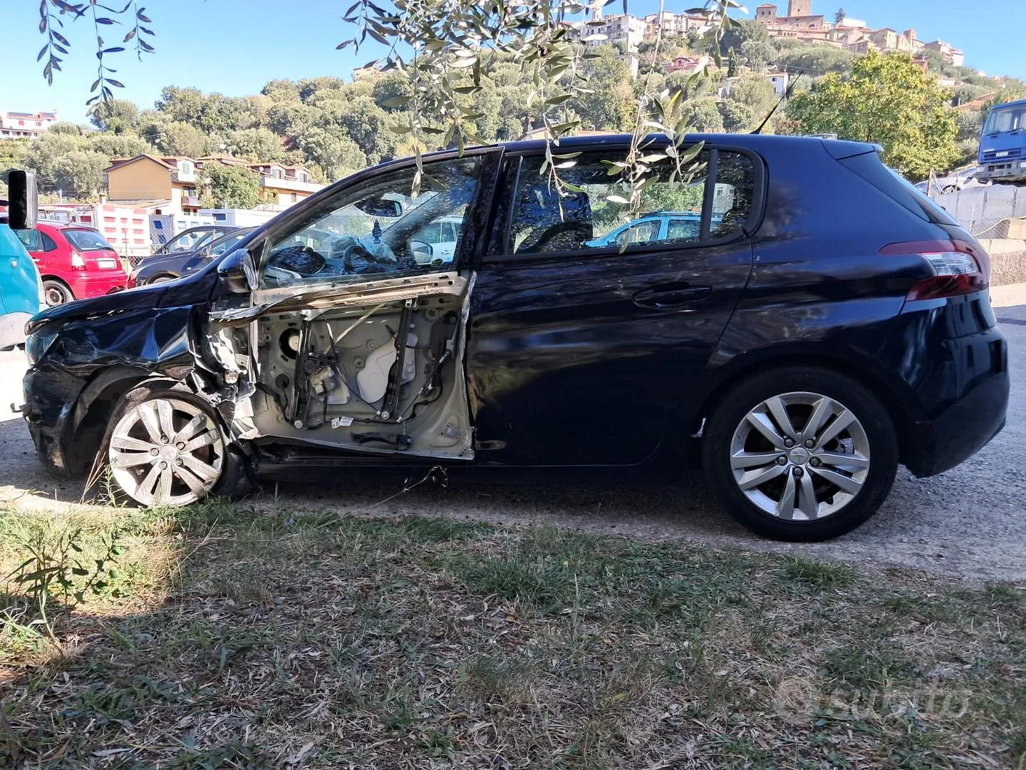 Peugeot 308 2014 photo 2