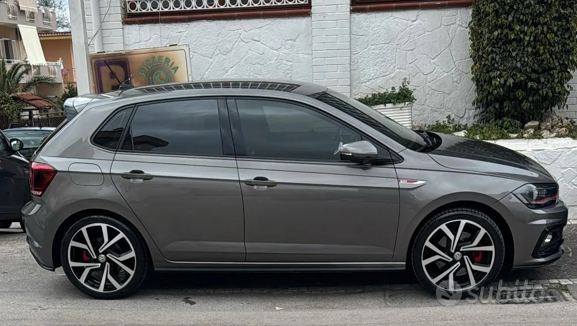 Volkswagen Polo 2019 photo 2