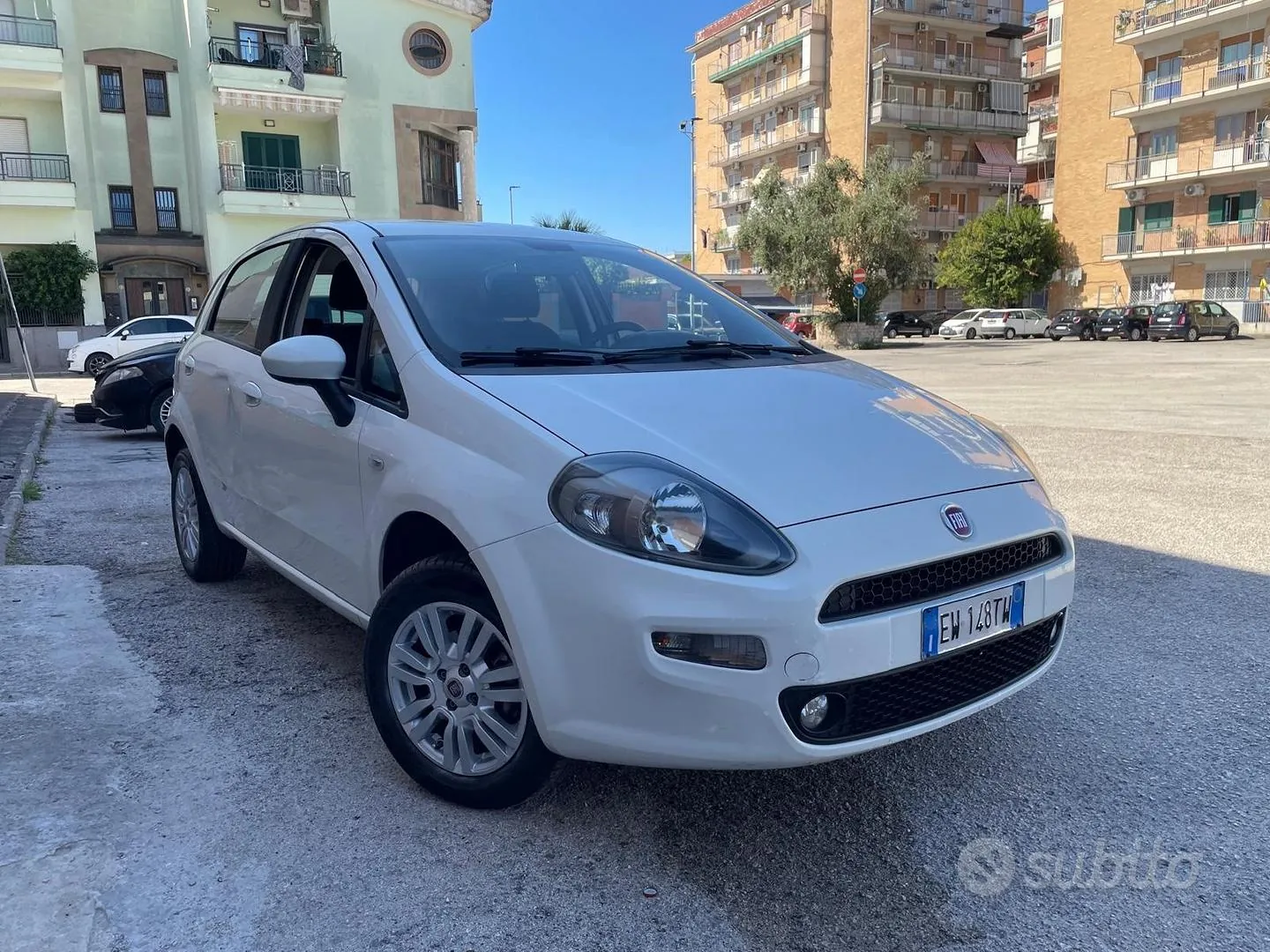 Fiat Punto 2015 photo 3