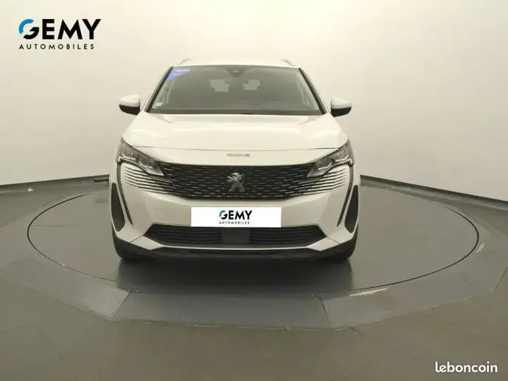 Peugeot 3008 2021 photo 2