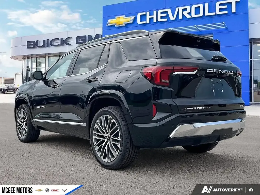 GMC Terrain 2027 photo 3