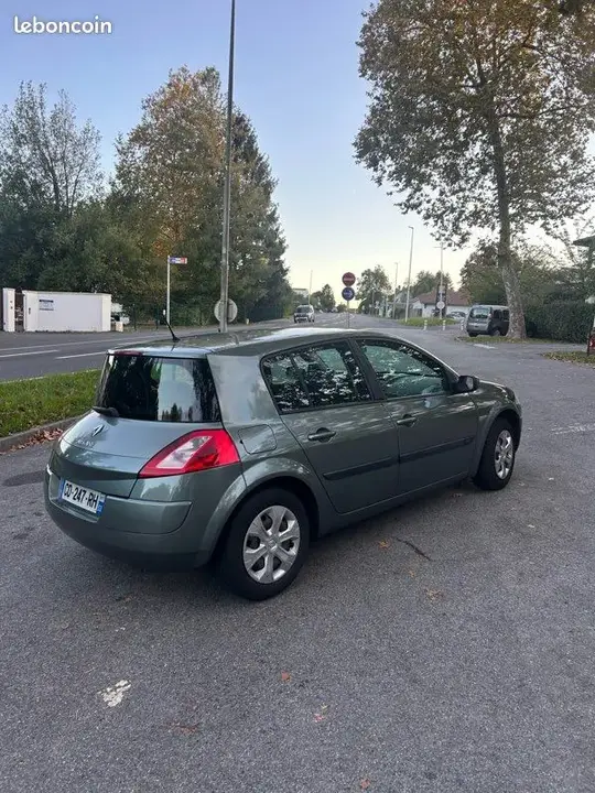 Renault Megane 2005 photo 2