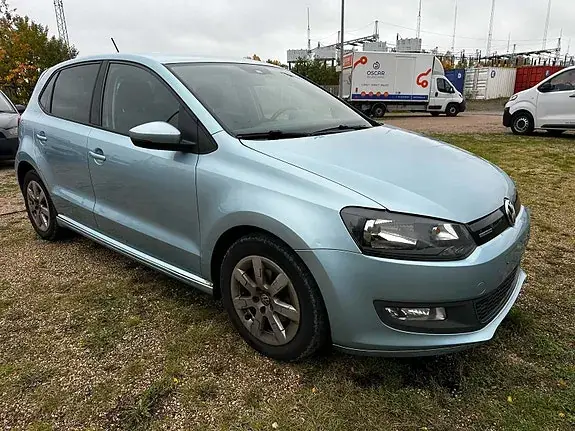 Volkswagen Polo 2011 photo 4