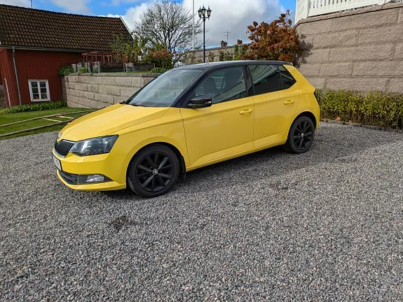 Skoda Fabia 2015 photo 3