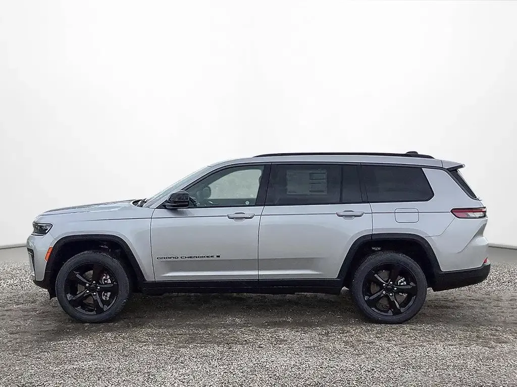 Jeep Grand Cherokee L 2026 photo 2