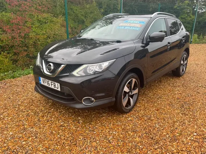Nissan Qashqai 2016 photo 2