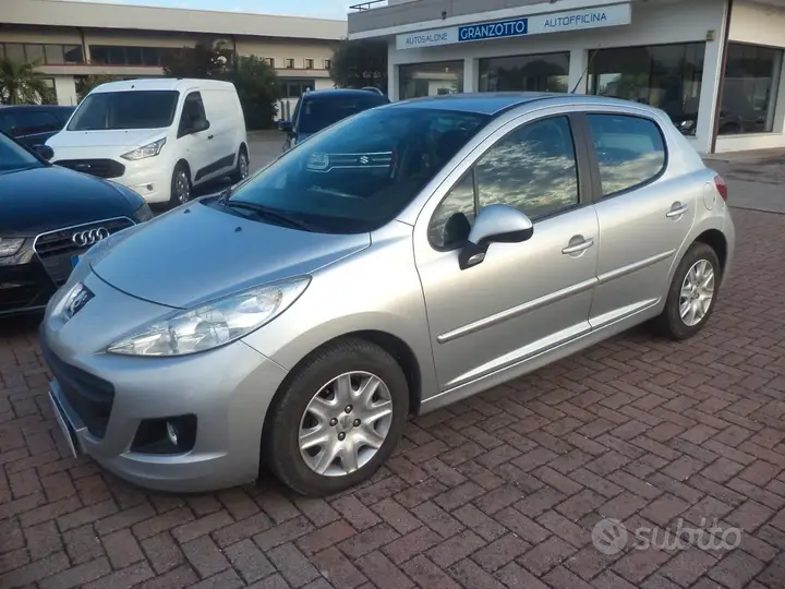 Peugeot 207 2014 photo 2