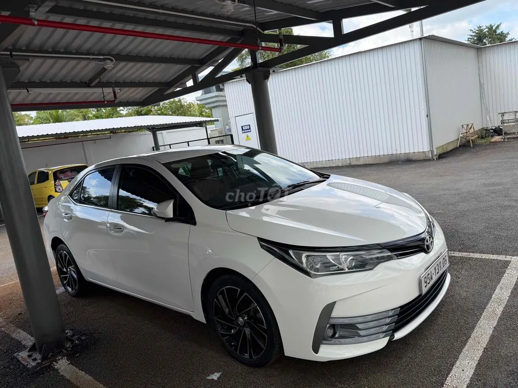 Toyota Altis 2018 photo 3
