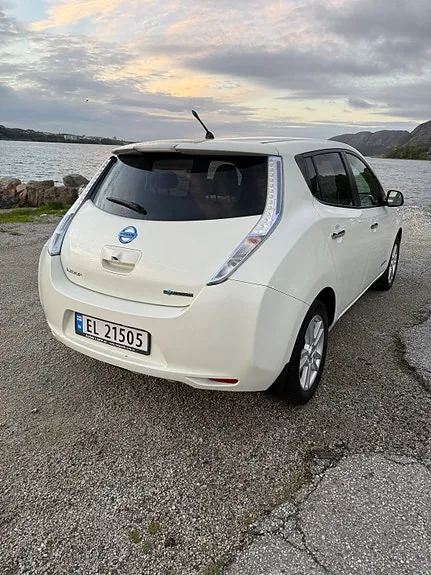 Nissan Leaf 2013 photo 3