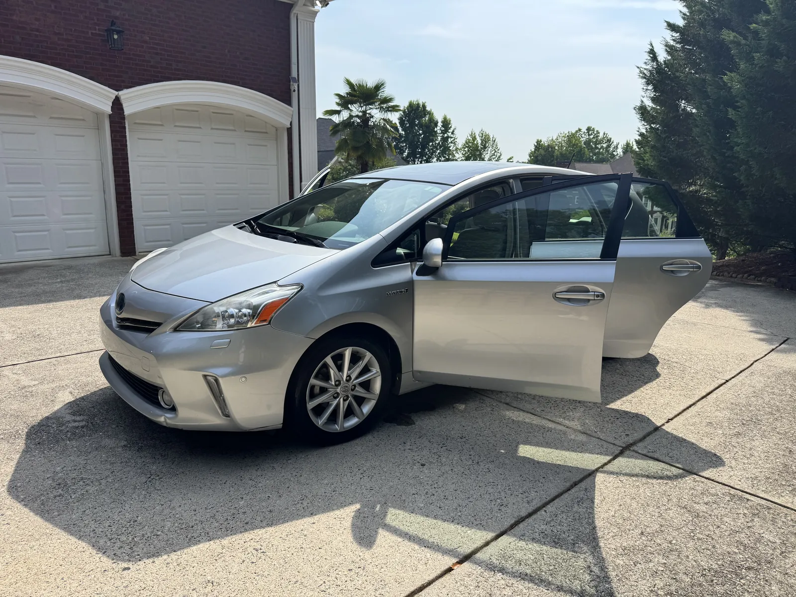 Toyota Prius V