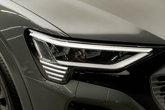 Audi Q8 E-Tron 2024 photo 4