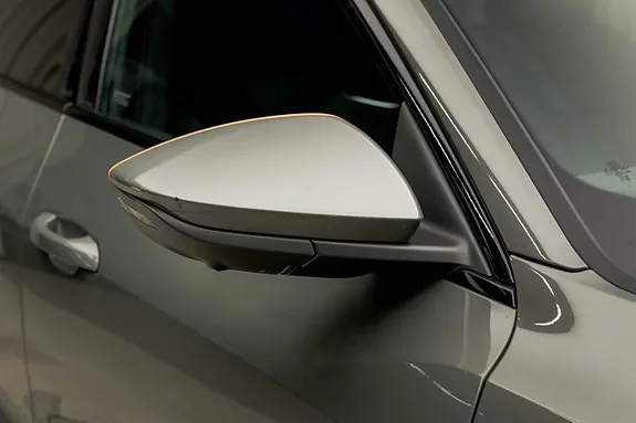 Audi Q8 E-Tron 2024 photo 5