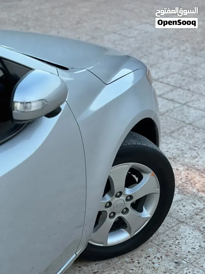Kia Forte 2010 photo 3