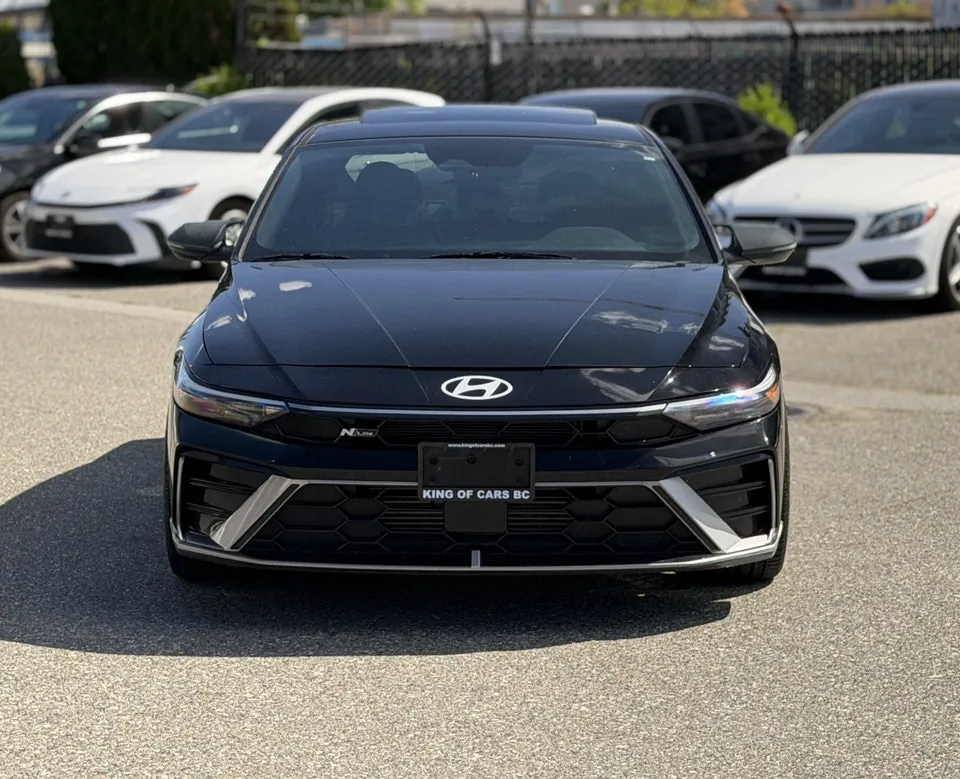 Hyundai Elantra 2025 photo 2