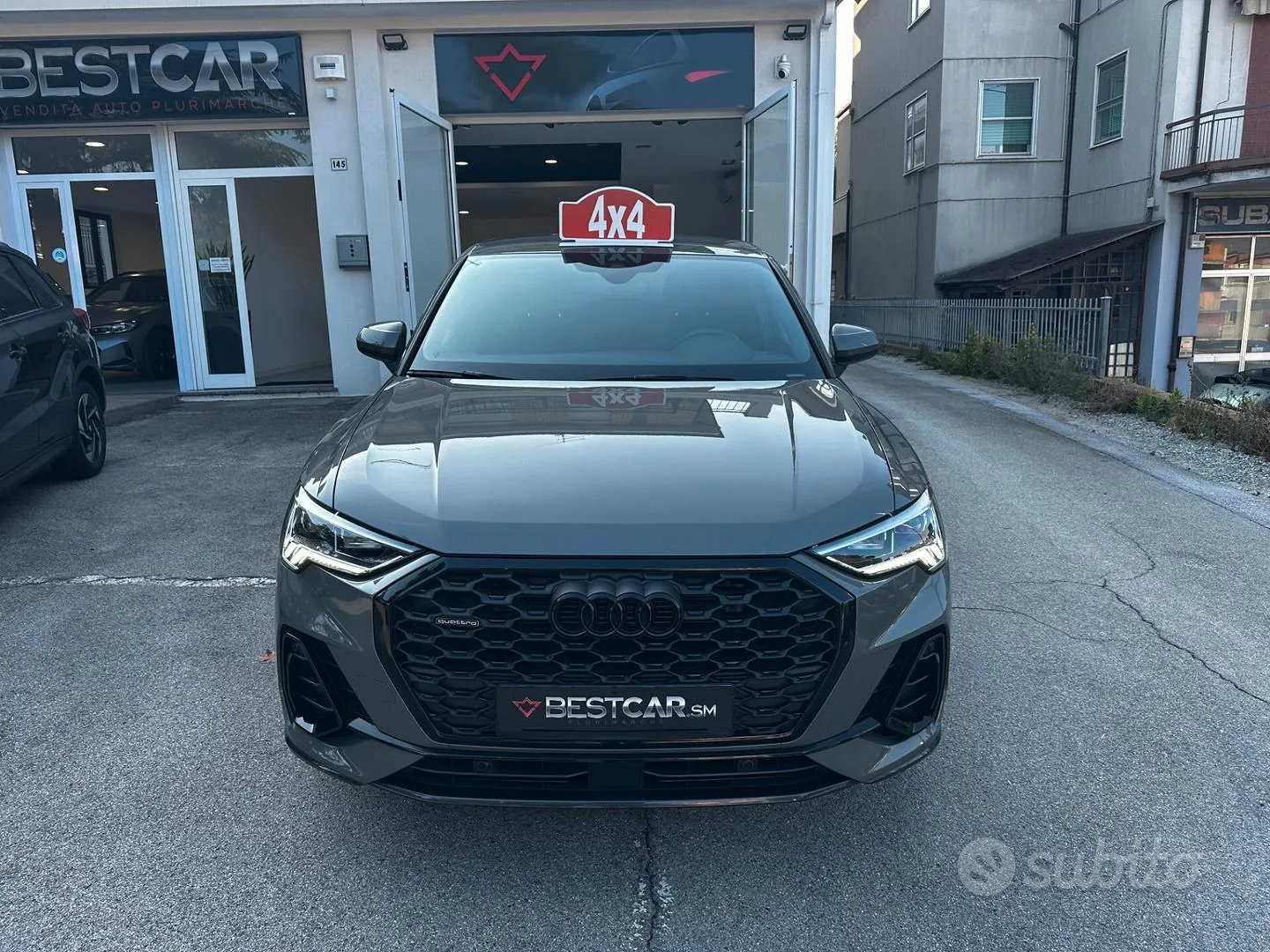 Audi Q3 2023 photo 2