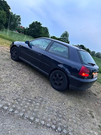 Audi A3 1998 photo 4