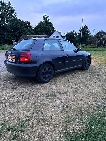 Audi A3 1998 photo 3