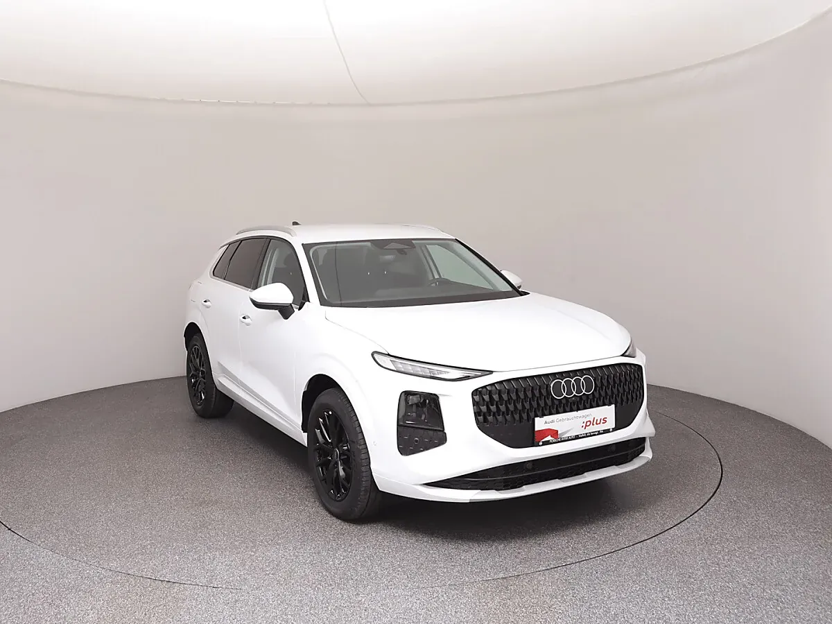 Audi Q3 2026 photo 2
