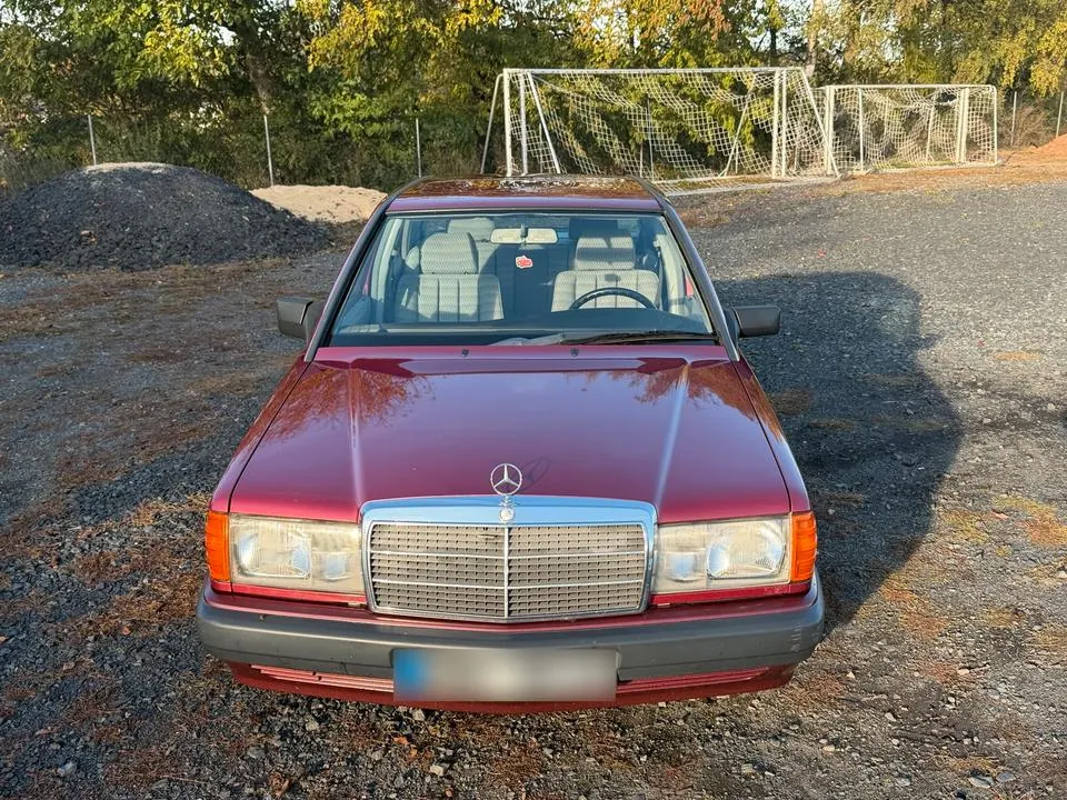 Mercedes-Benz W201