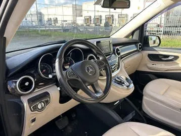 Mercedes-Benz Vklasse 2017 photo 3