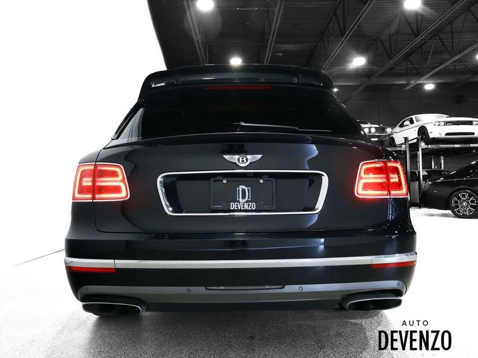 Bentley Bentayga 2017 photo 4