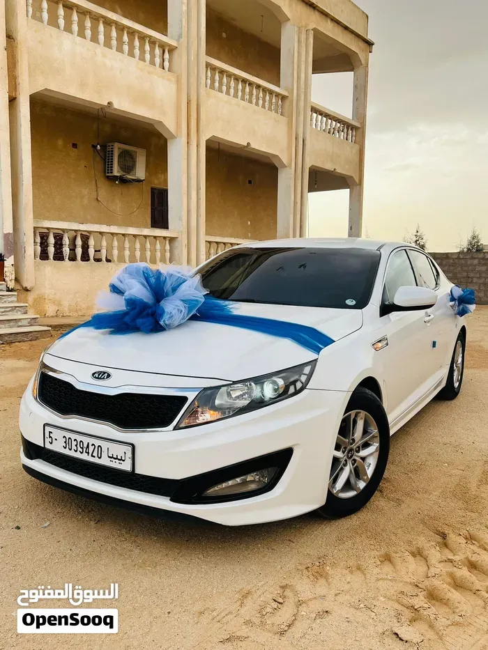 Kia K5 2012 photo 2