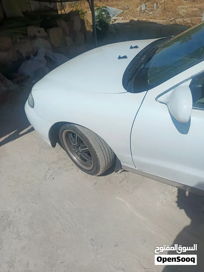 Hyundai Avante 1997 photo 3