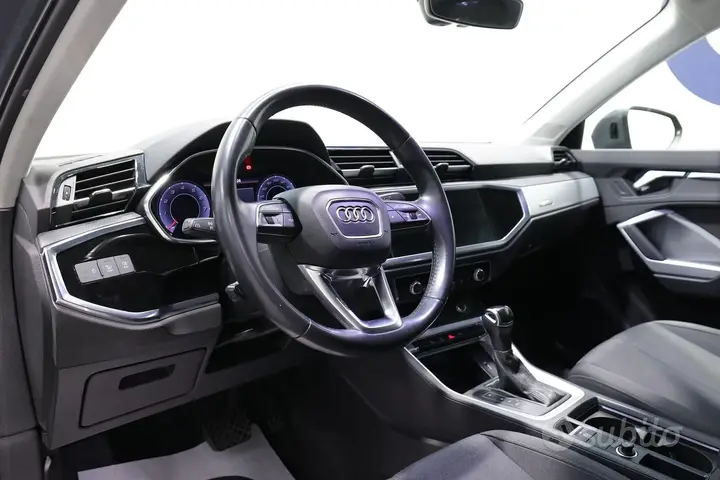 Audi Q3 2018 photo 5