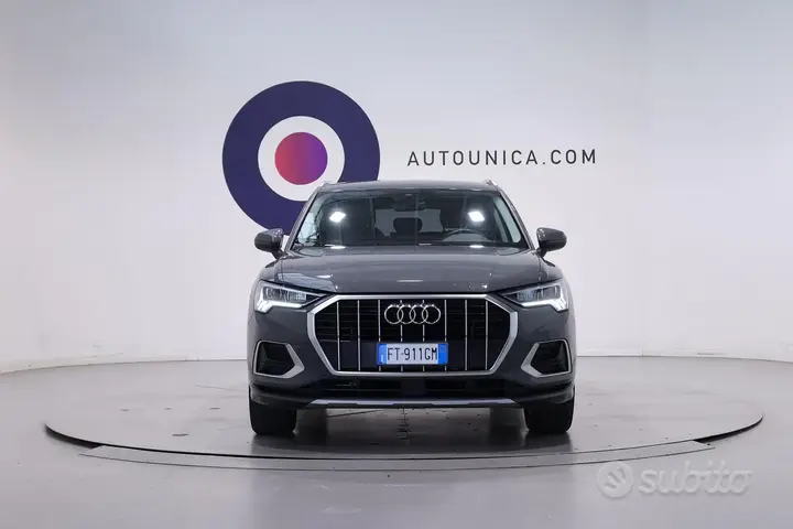 Audi Q3 2018 photo 2