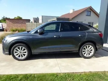 Audi Q3 2024 photo 2