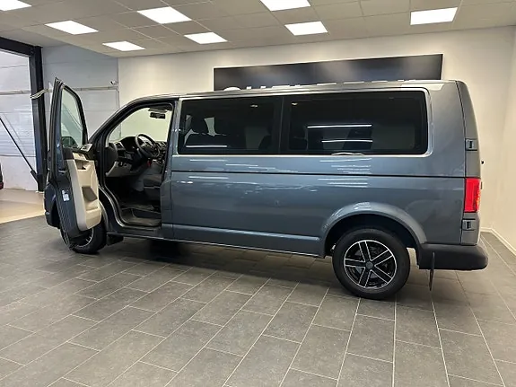 Volkswagen Caravelle 2016 photo 3
