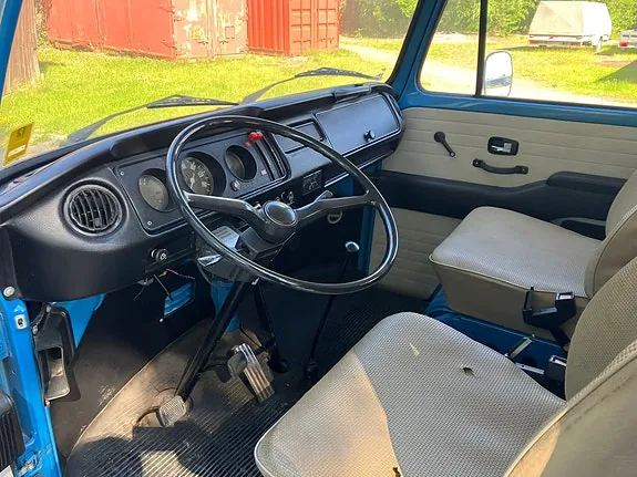 Volkswagen Transporter 1973 photo 3