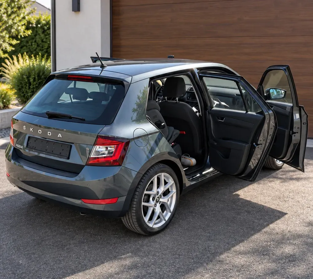 Skoda Fabia 2021 photo 3
