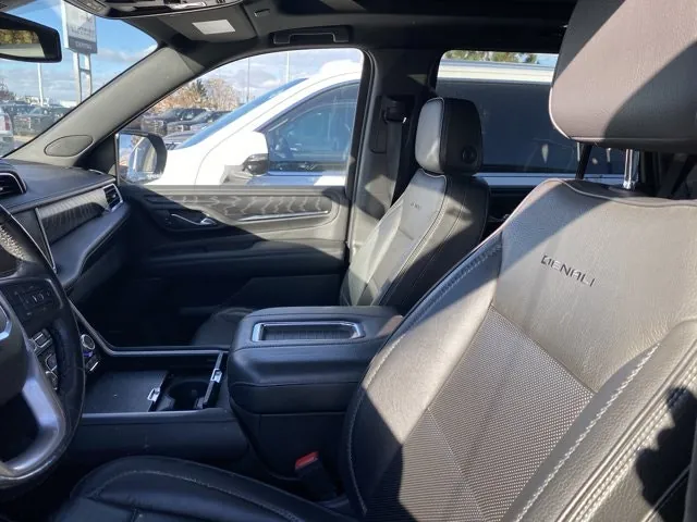GMC Yukon 2022 photo 2