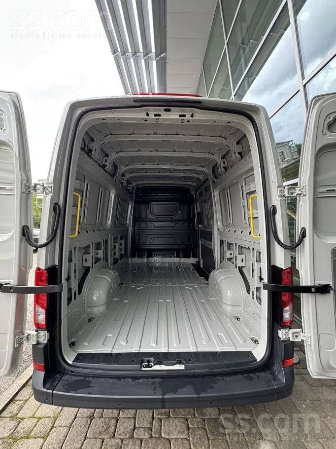Volkswagen Crafter 2026 photo 5